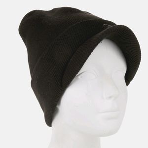 Carhartt beanie with flexible brim